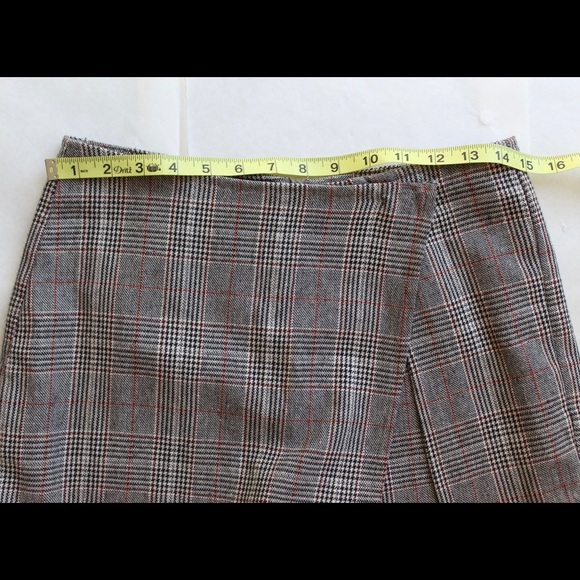 Lea & Viola Plaid Wrap Skort Shorts Fall Colors Size S - Picture 8 of 10